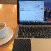 カフェにはMacBookProがよく似合う。②